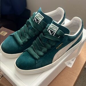 Puma Suede